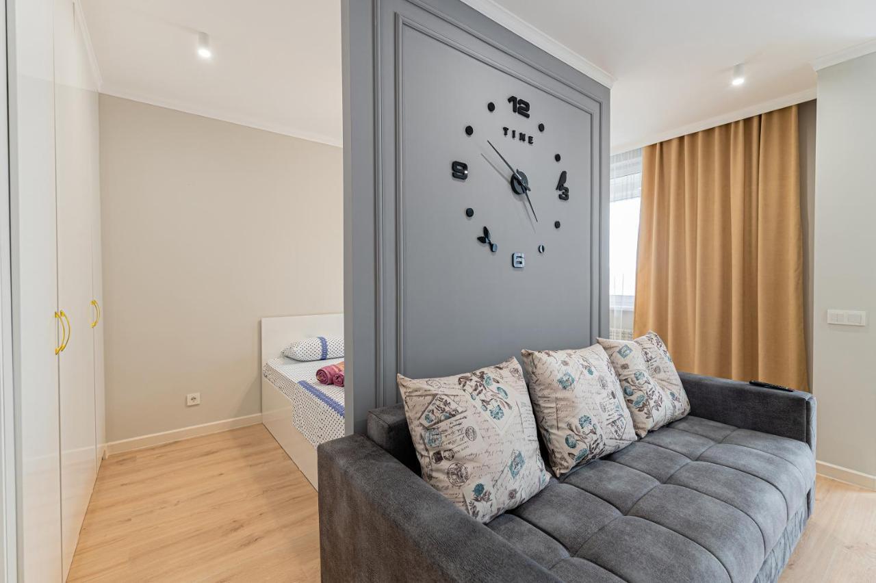 Золотой Квадрат Астаны Apartment Astana Luaran gambar