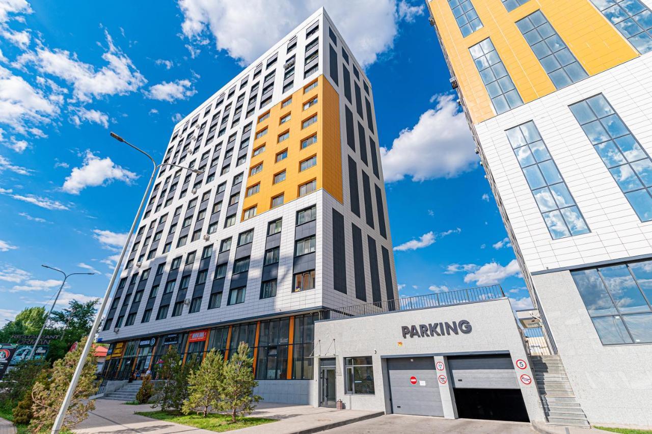Золотой Квадрат Астаны Apartment Astana Luaran gambar