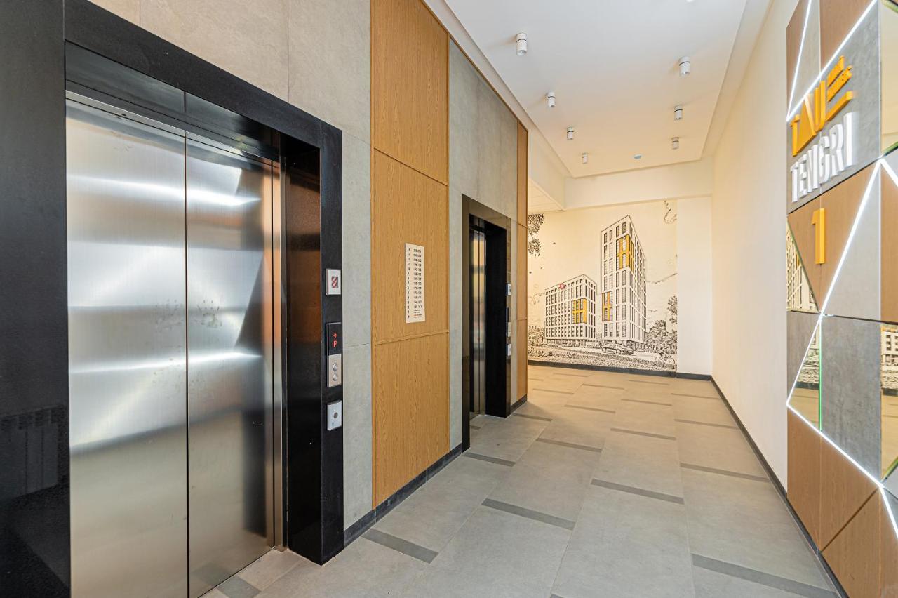Золотой Квадрат Астаны Apartment Astana Luaran gambar